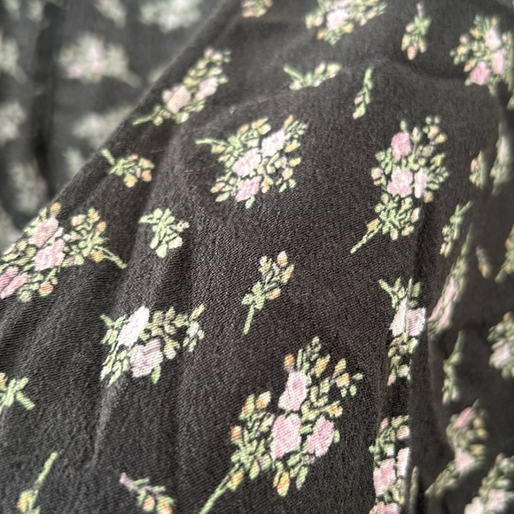 Floral wrap dress - Picture 2 of 2